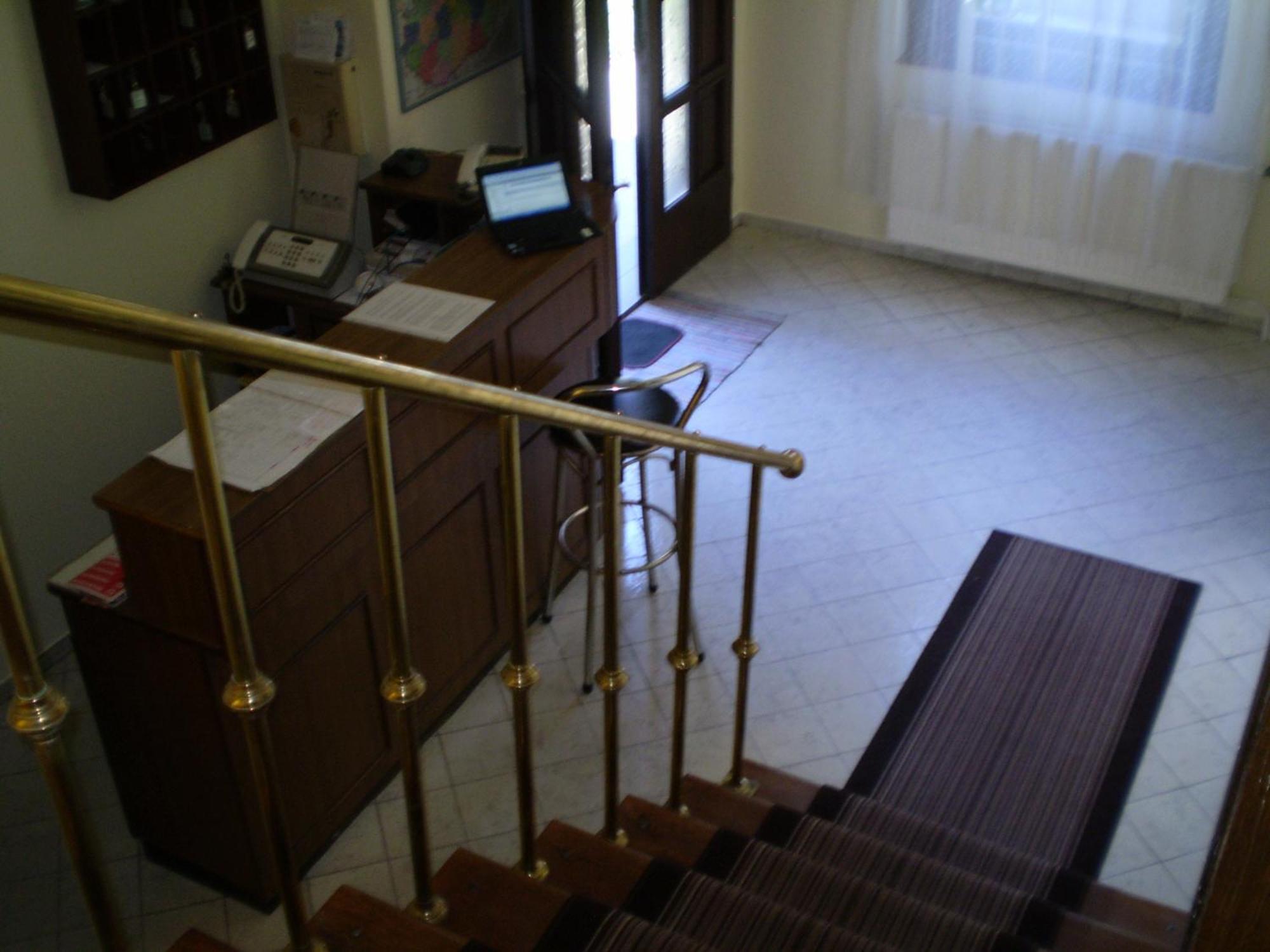Hotel Palota Budapest Bagian luar foto