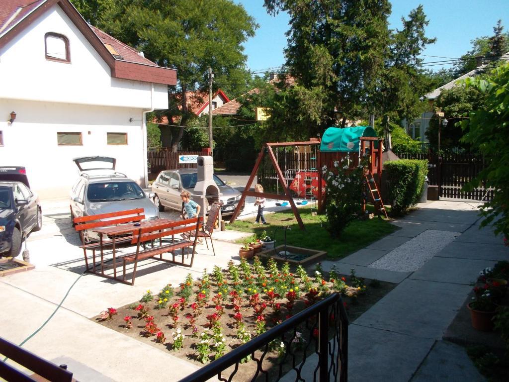 Hotel Palota Budapest Bagian luar foto